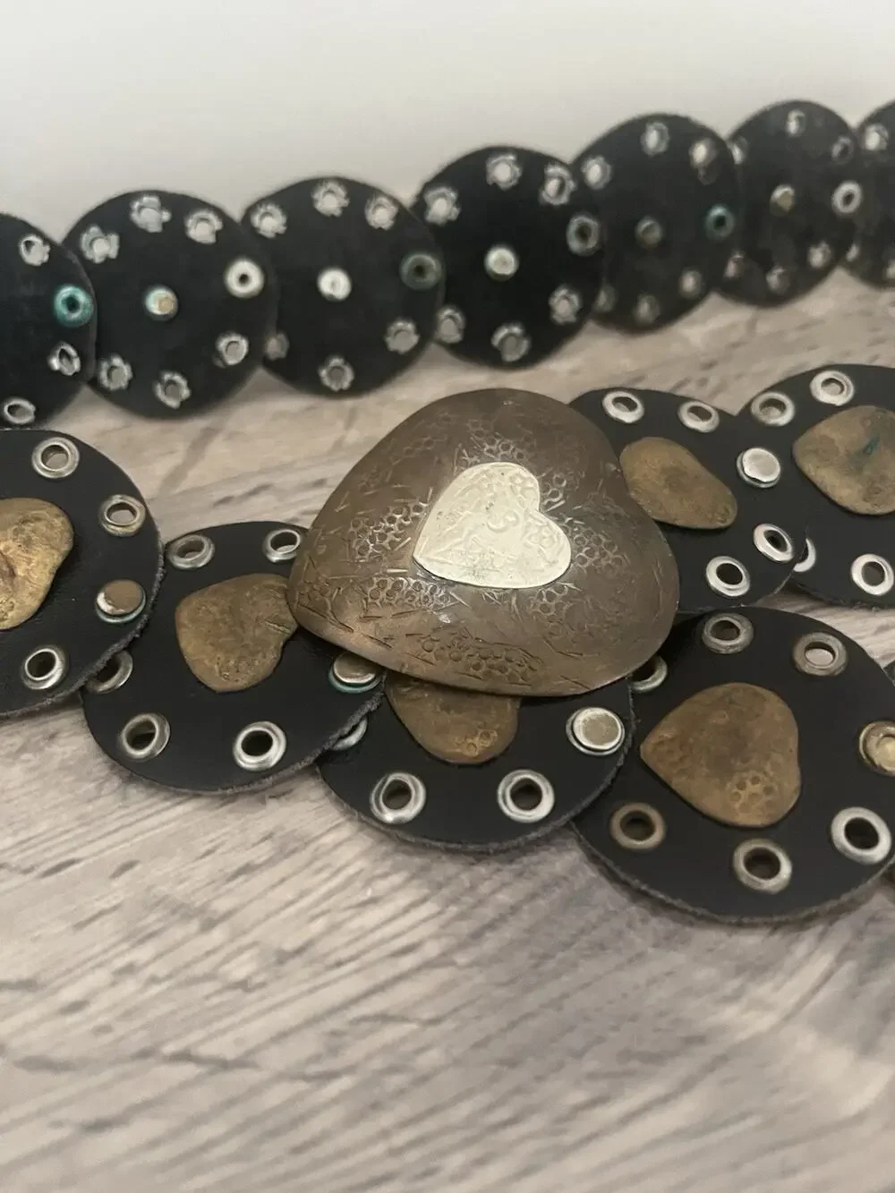 Putcuku Disc Belt Black Leather Heart Concha Metal Bohemian Western